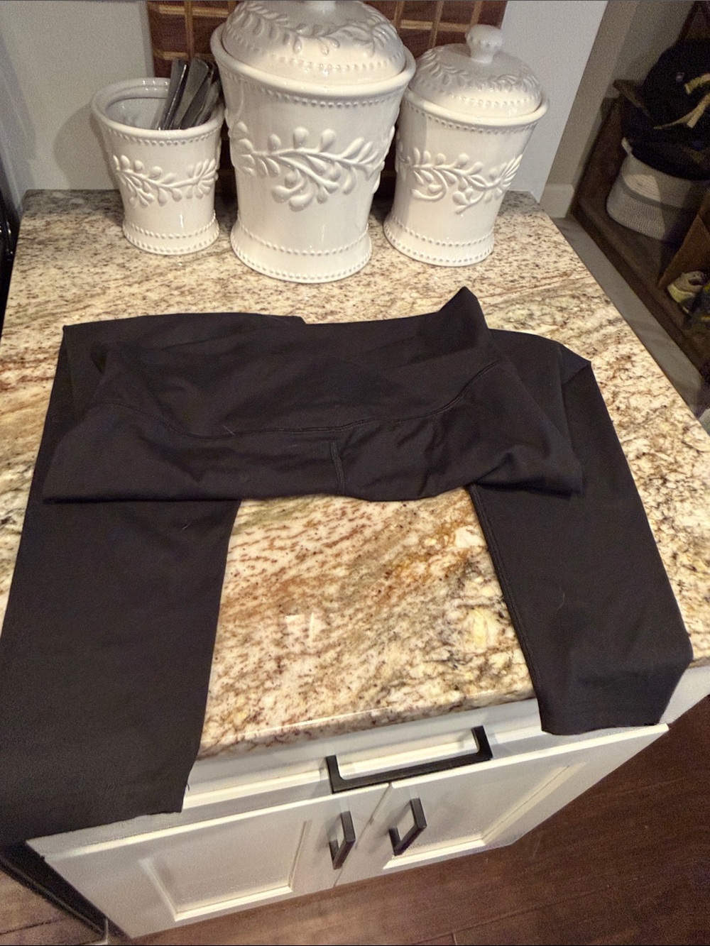 SO Black Women's Leggings - High Waist Activewear